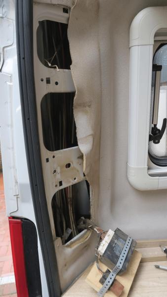 kfz_anhaenger_ladeleitung_dauerplus_005