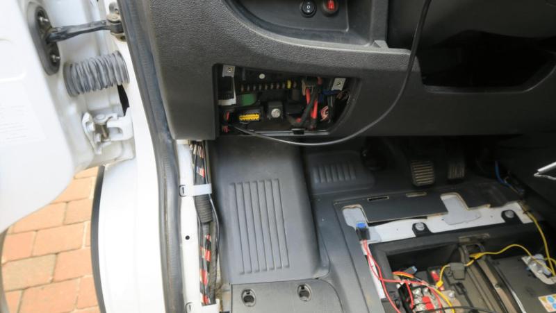 kfz_anhaenger_ladeleitung_dauerplus_011