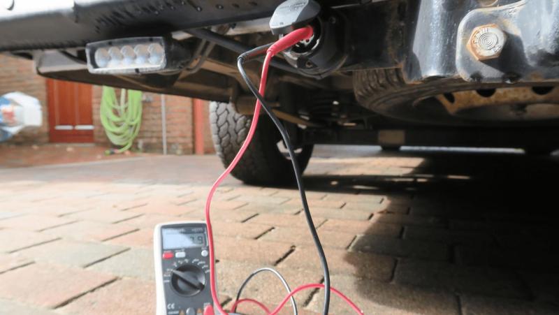 kfz_anhaenger_ladeleitung_dauerplus_016