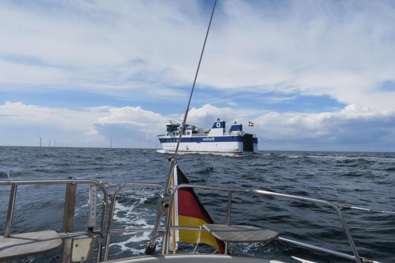 b26_anholt_so_far_002
