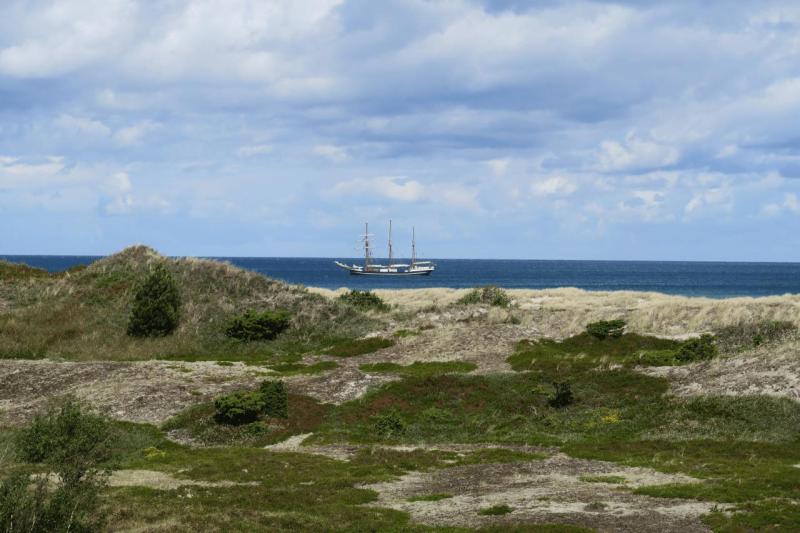 b26_anholt_so_far_008