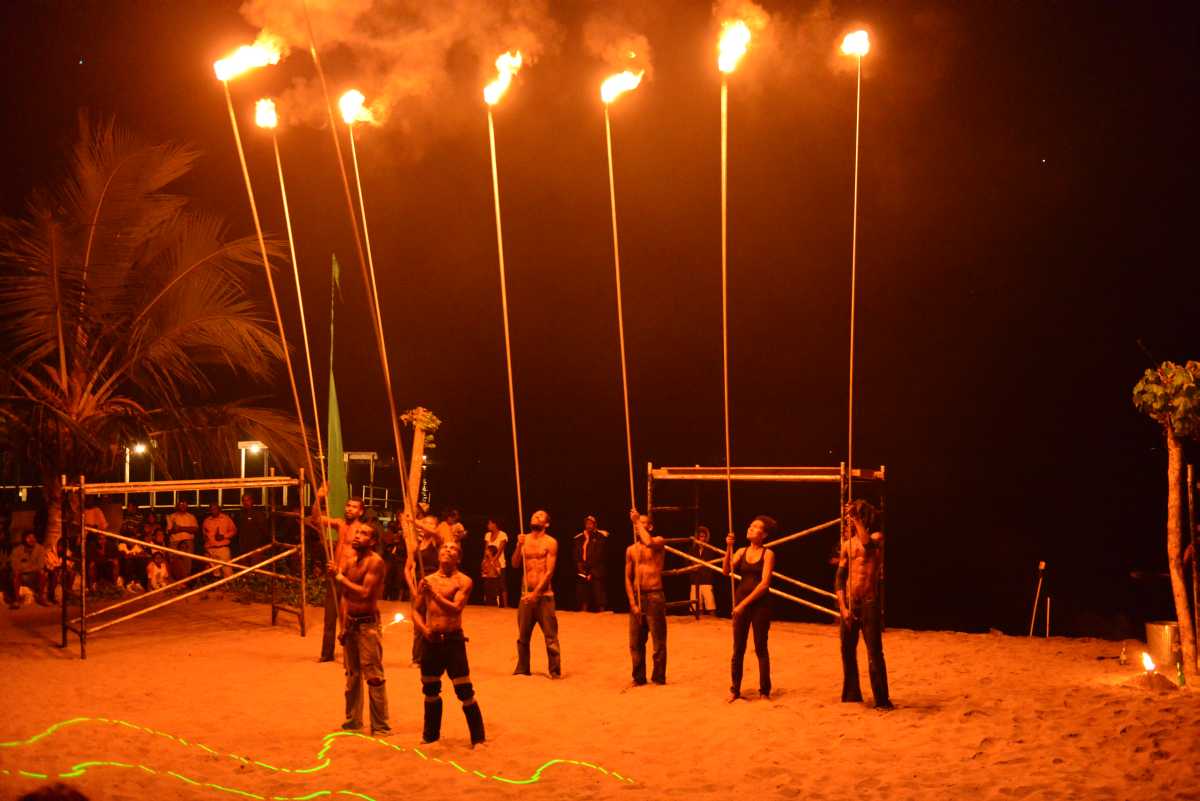efate_port_vila_firedance_0231
