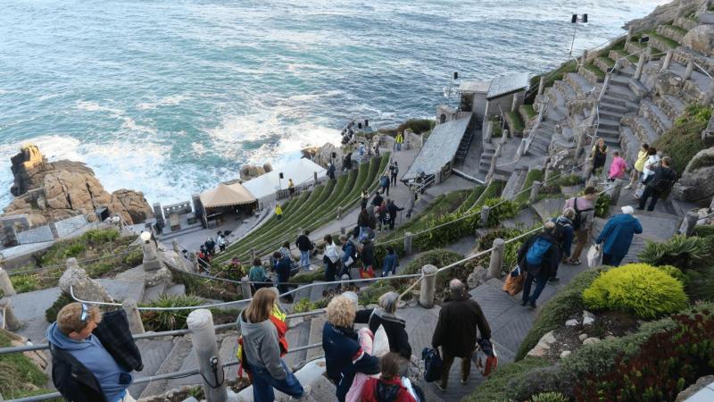 minack_theater_mrs_bensons_beetle_006