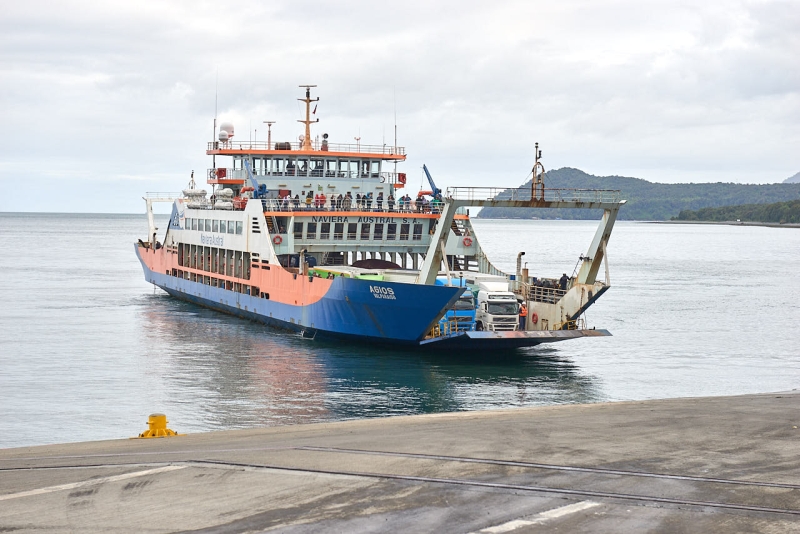 chaiten_ferry_002