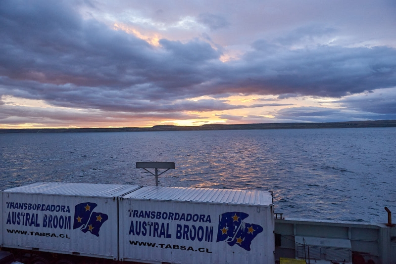 ferry_puerto_yungay_006