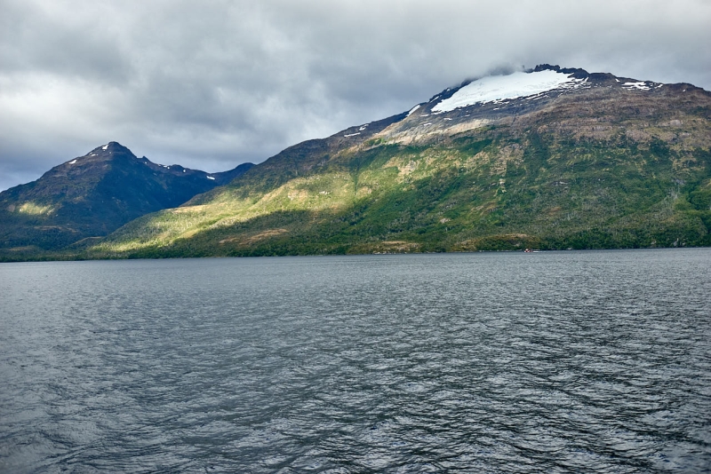ferry_puerto_yungay_008