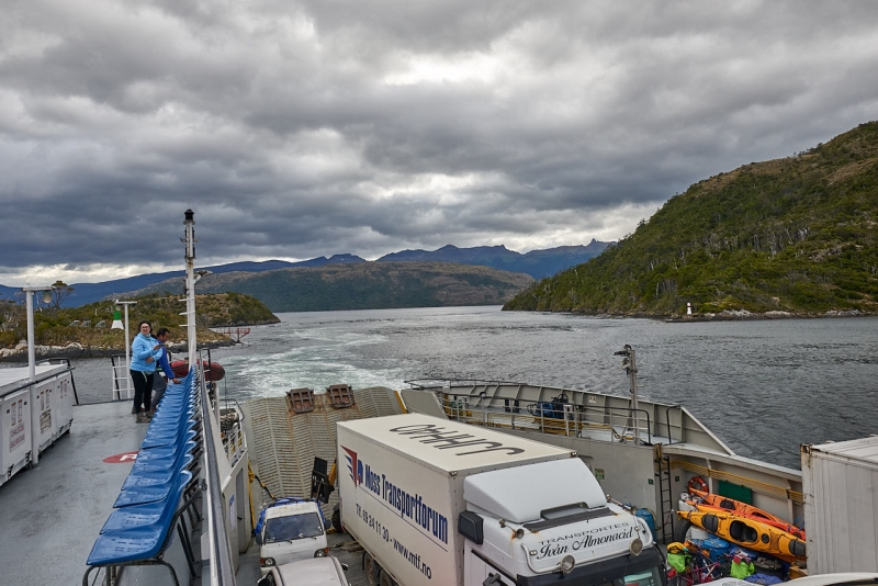 ferry_puerto_yungay_009