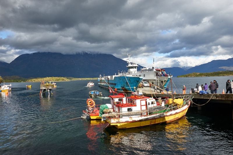 ferry_puerto_yungay_035