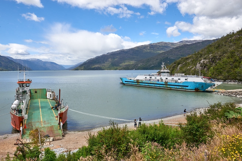 ferry_puerto_yungay_051