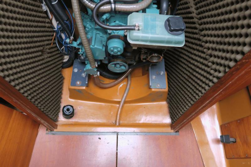 hornet_33_boatjobs_01_012