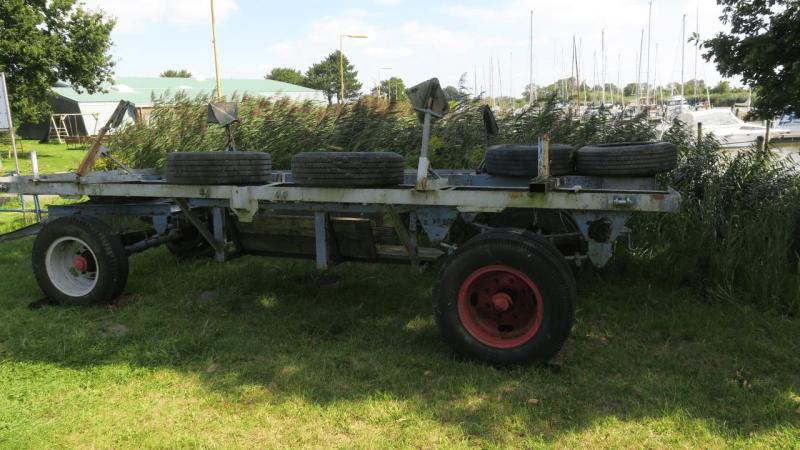 stoertebecker_hornet_33_hafentrailer_003