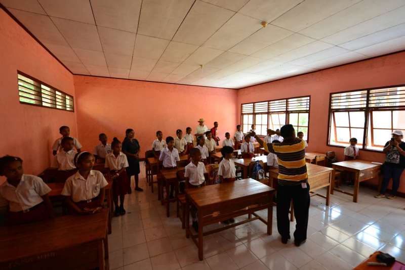 Indonesia_larantuka_bustour_0041