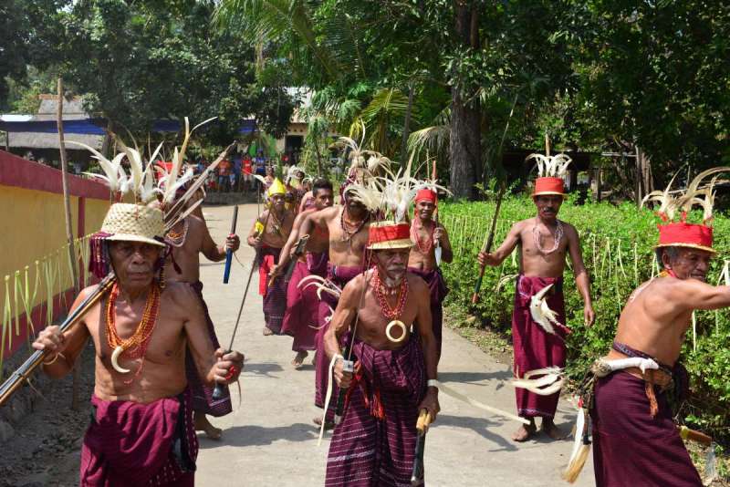 Indonesia_larantuka_bustour_0061