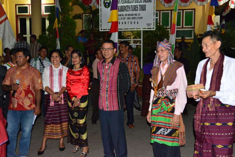 Indonesia_larantuka_welcome_0036