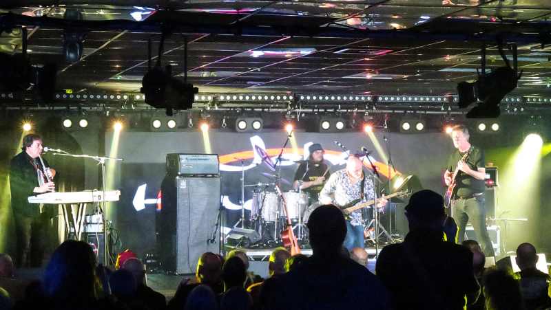 john_hacket_band_hrh_prog_2024_day_1_-10