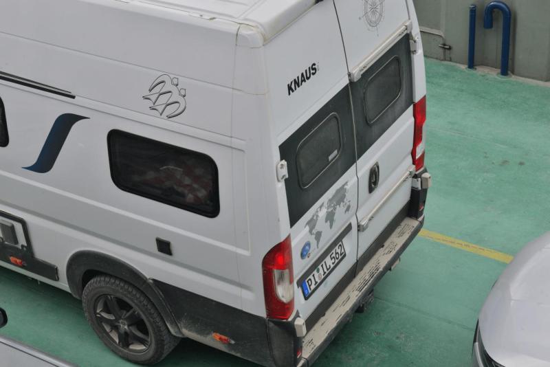 ducato_knaus_wohnmobil_grauwasser_tank_002