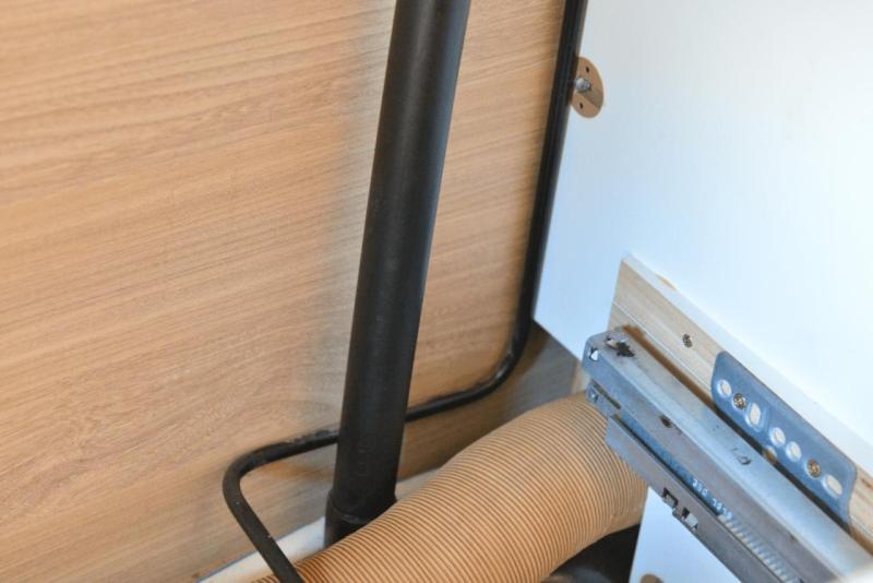 ducato_knaus_wohnmobil_grauwasser_tank_005