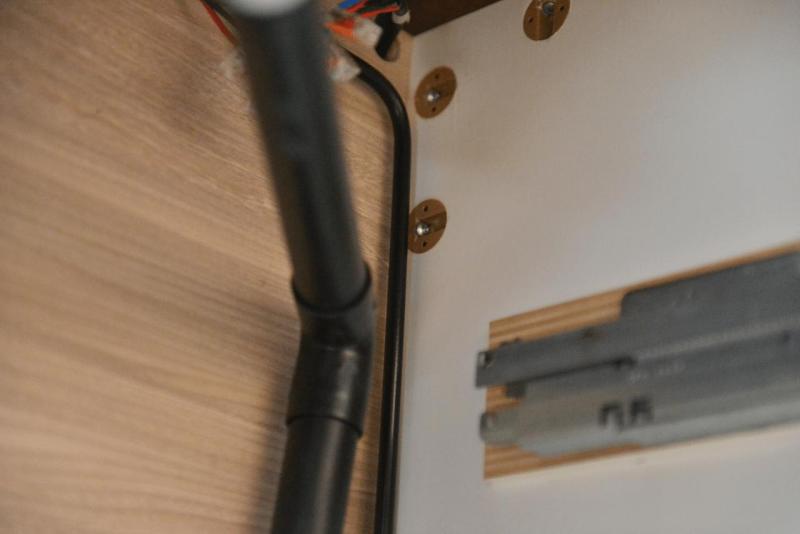 ducato_knaus_wohnmobil_grauwasser_tank_006