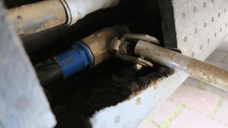 ducato_knaus_wohnmobil_grauwasser_tank_014