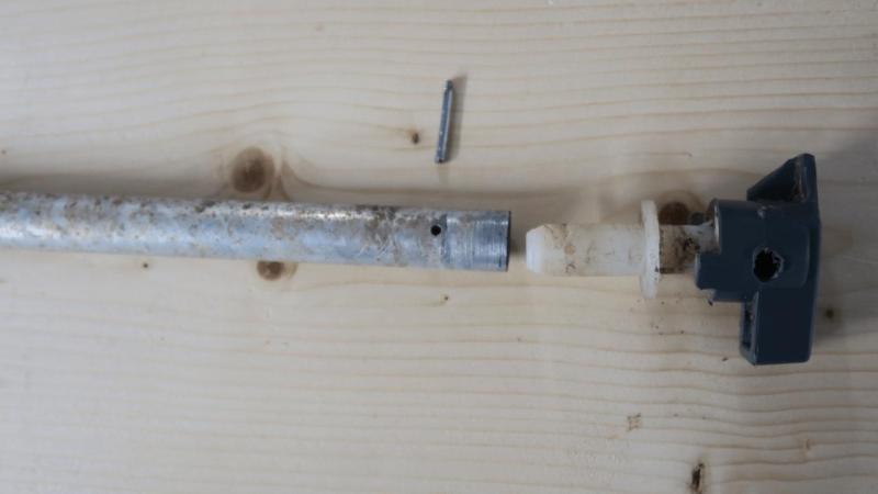 ducato_knaus_wohnmobil_grauwasser_tank_016