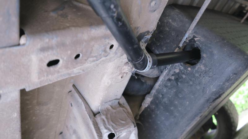 ducato_knaus_wohnmobil_grauwasser_tank_026