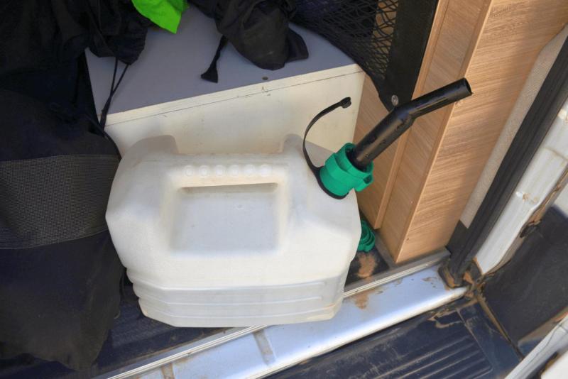 knaus_boxstar_wassertank_zulauf_017