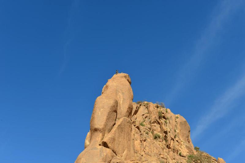 marokko_2026_tafraoute_bergsteiger_004