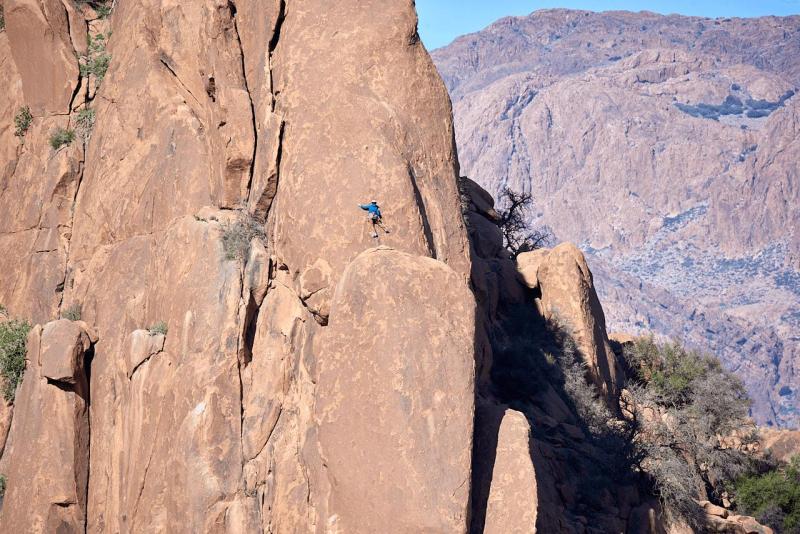 marokko_2026_tafraoute_bergsteiger_014