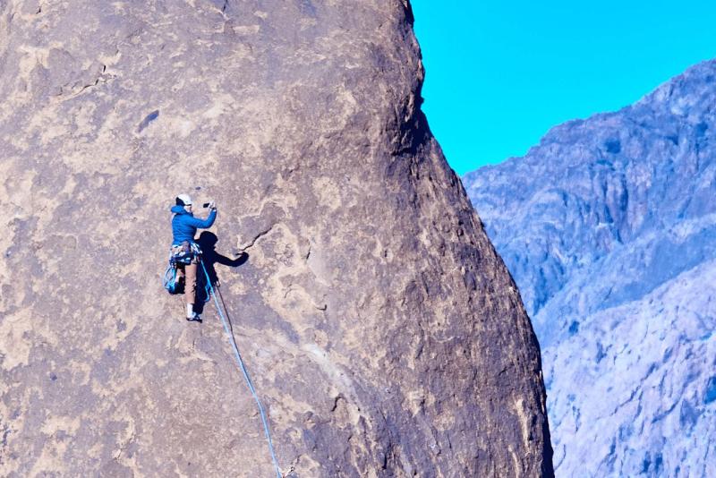 marokko_2026_tafraoute_bergsteiger_016