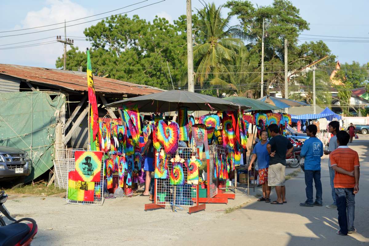 nai_yang_beach_market_0006