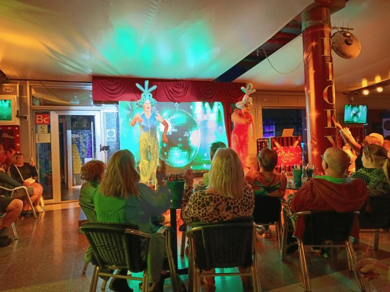 maspalomas_rickys_cabaret_bar_002