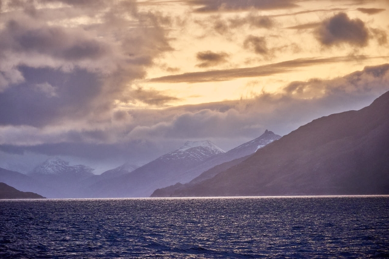 20221209_cl_puerto_williams_ferry_80H_7141_suedamerika