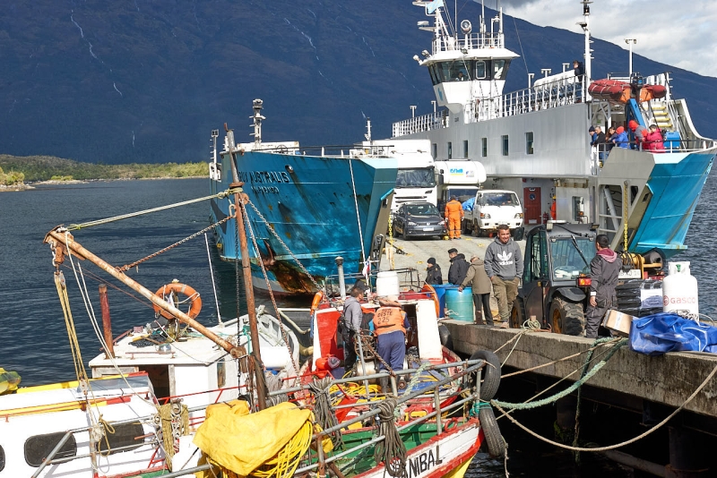 suedamerika_20230113_cl_ferry_puerto_yungay_sea_puerto_eden_80H_9709