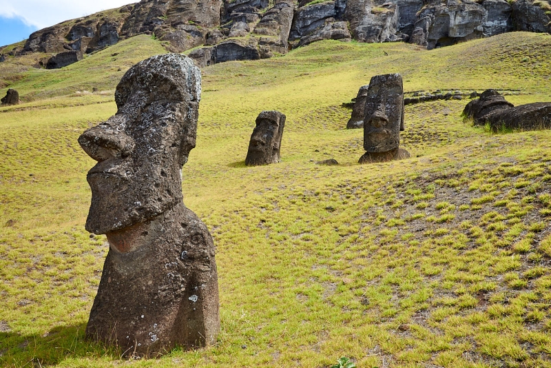 suedamerika_20230204_cl_rapa_nui_tour_guide_610_1716