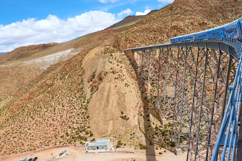 suedamerika_20230325_ar_salta_tren_a_la_nubes_80K_2907