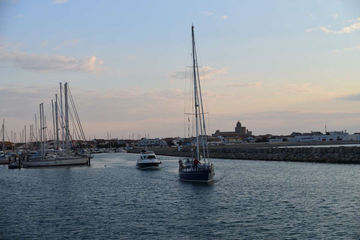 saint_marie_de_la_meer_0001