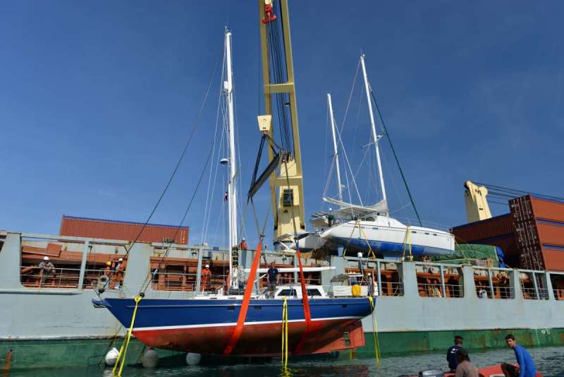 stormvogel_loading_0061