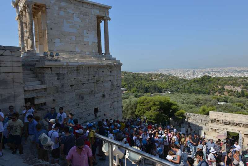 to_athens_0101