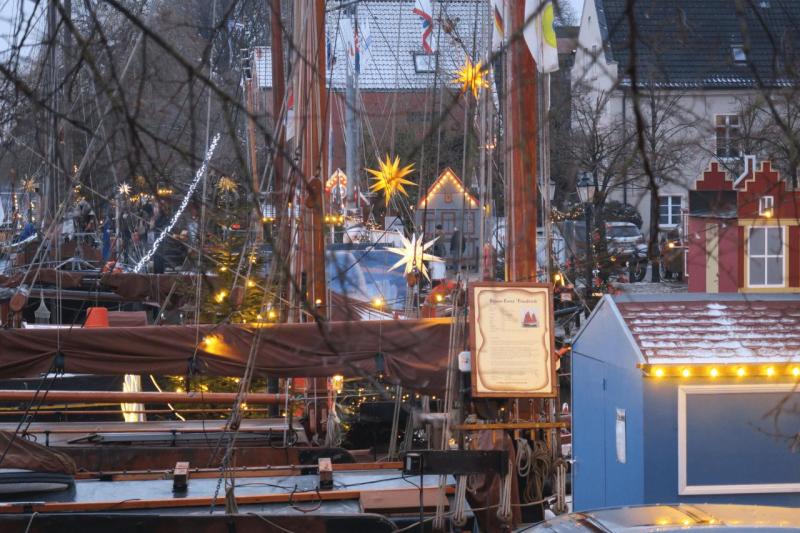 weihnachtsmarkt_leer_006